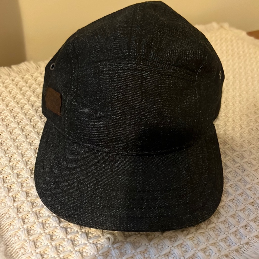 Gray Cap Used